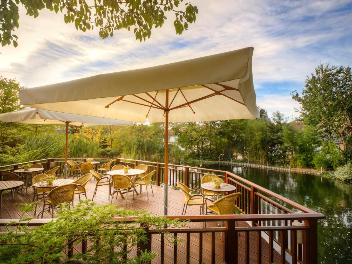 Germania Hotel Am Schlosspark Meyenburg  Екстериор снимка